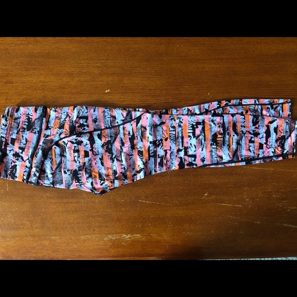 Lululemon Fast & Free - Picture 1 of 3